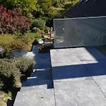 아파트 Tiny Stone Maredret