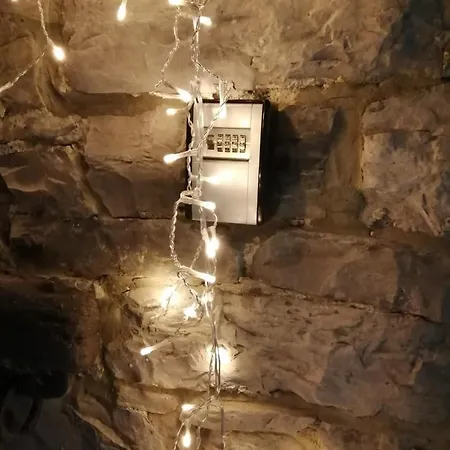 Tiny Stone アパート Maredret