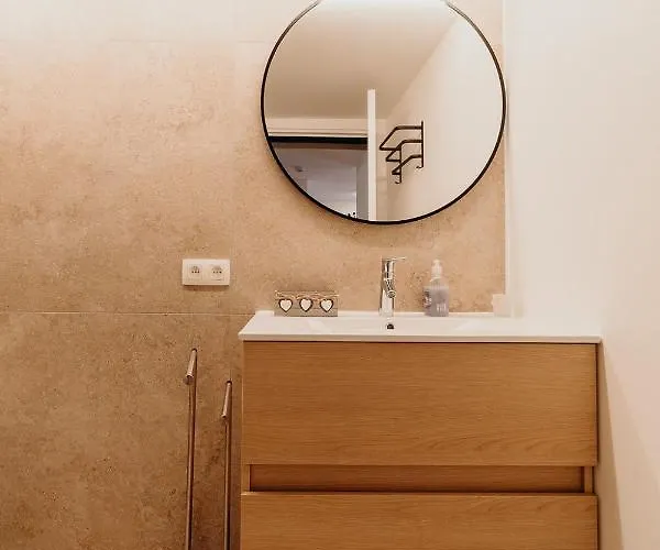 Apartment Tiny Stone *